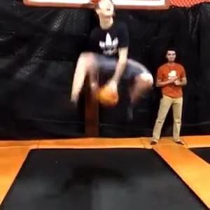 Meet your Posher, Jonathan